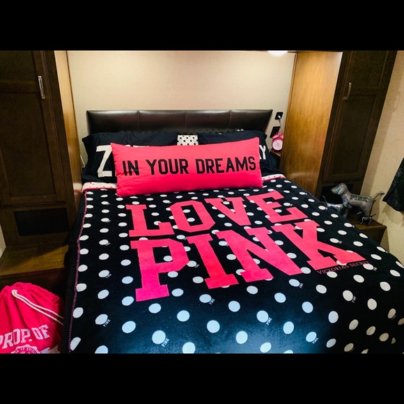 Vintage Vs Pink Bed Set Nfs Do Not Buy Boutique